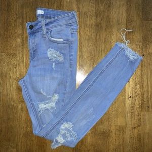 AKIRA Skinny Light Wash Distressed Jean